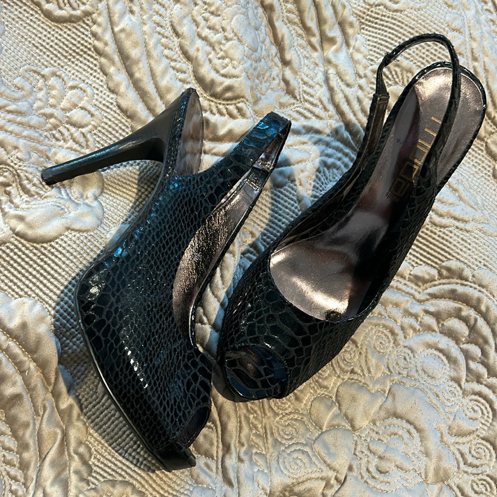 Black Embossed Python Textured Slingback Peeptoe … - image 1